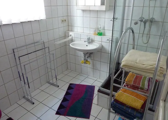 Schoene, Gemuetliche *